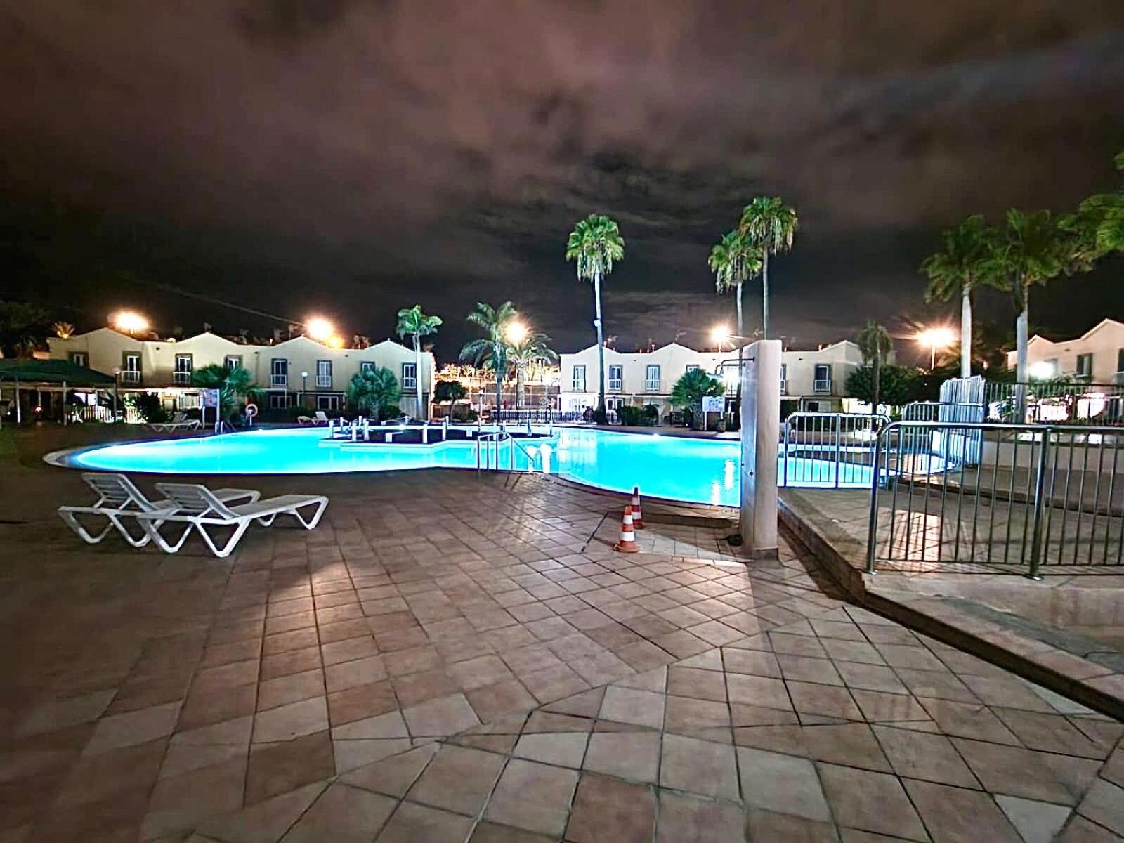 913 Oasis Club, Near Meloneras Chalet *